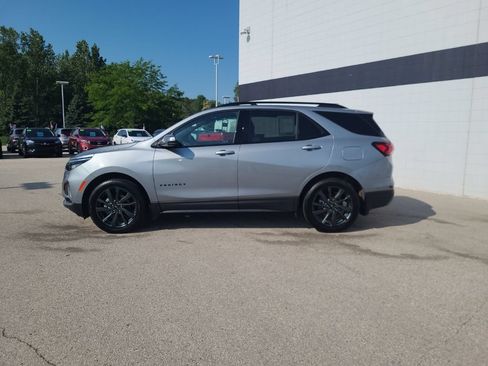 Used 2024 Chevrolet Equinox RS w/ RS Leather Package AWD/4WD image 11