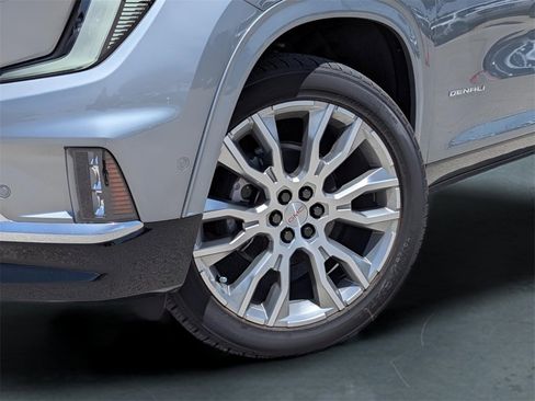 New 2026 GMC Acadia Denali w/ Super Cruise Package image 14