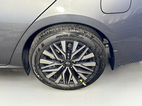 New 2026 Nissan Altima 2.5 SV FWD image 10