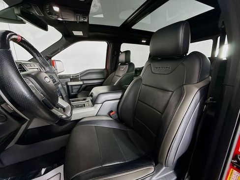 Certified 2018 Ford F150 Raptor w/ Equipment Group 802A Luxury image 22