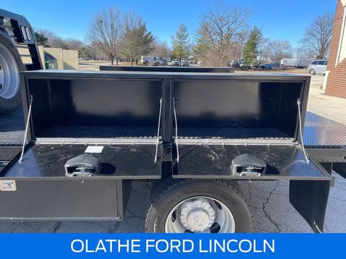 Used 2024 RAM 5500 Tradesman w/ Chrome Appearance Group image 31