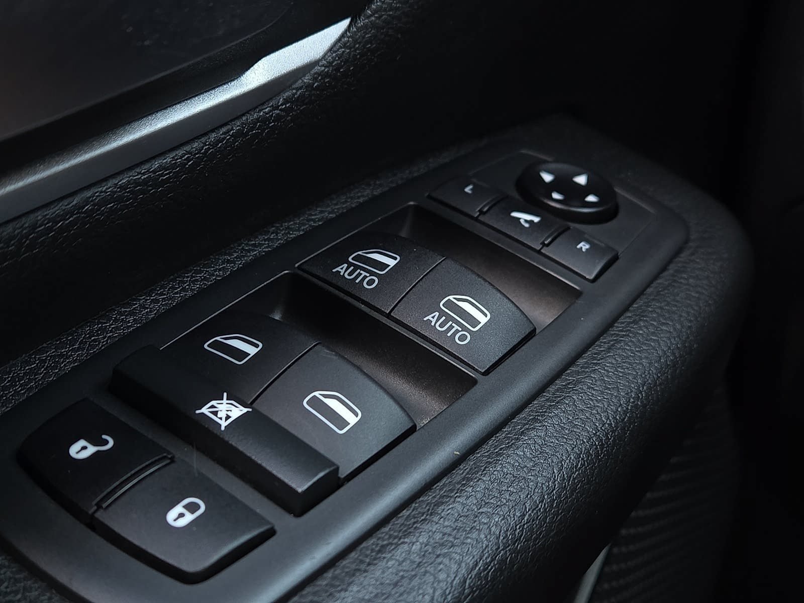 Used 2021 RAM 1500 Big Horn AWD/4WD image 18