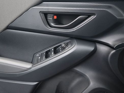 Certified 2025 Subaru Crosstrek 2.0i Premium image 13