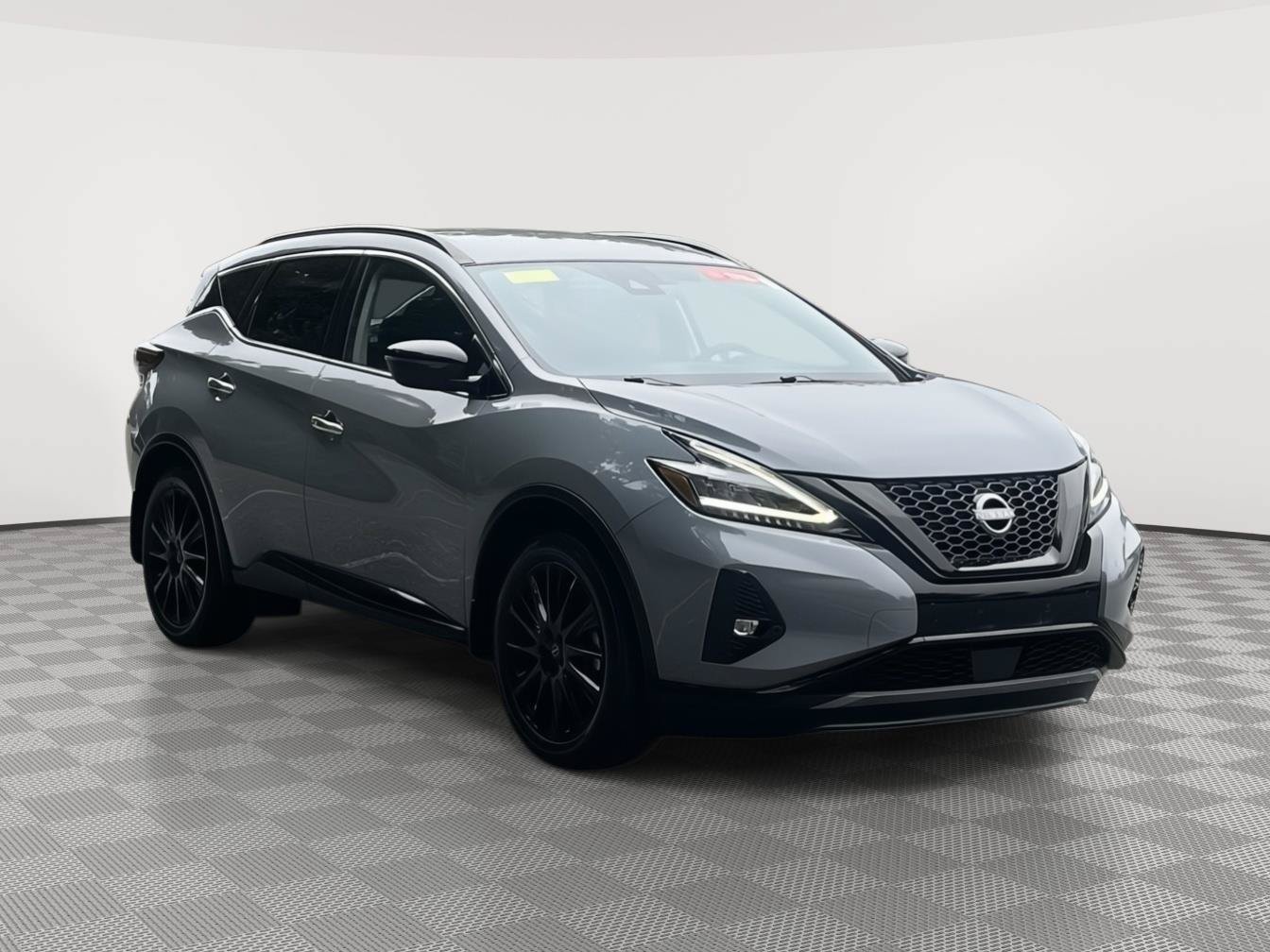 Certified 2024 Nissan Murano SV w/ SV Midnight Edition Package AWD/4WD image 3