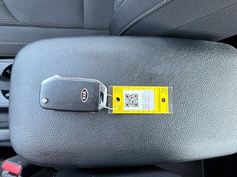 Used 2021 Kia Forte LXS FWD image 36