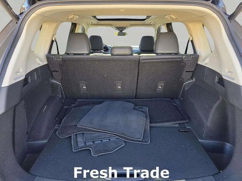 Used 2024 Nissan Rogue Platinum image 8