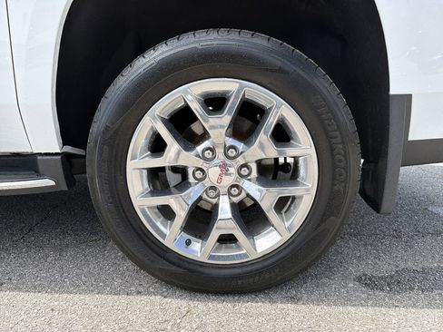 Used 2016 GMC Yukon XL SLT w/ Open Road Package image 26