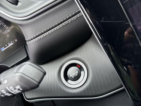 New 2025 Jeep Grand Cherokee L Laredo w/ Luxury Tech Group I image 19