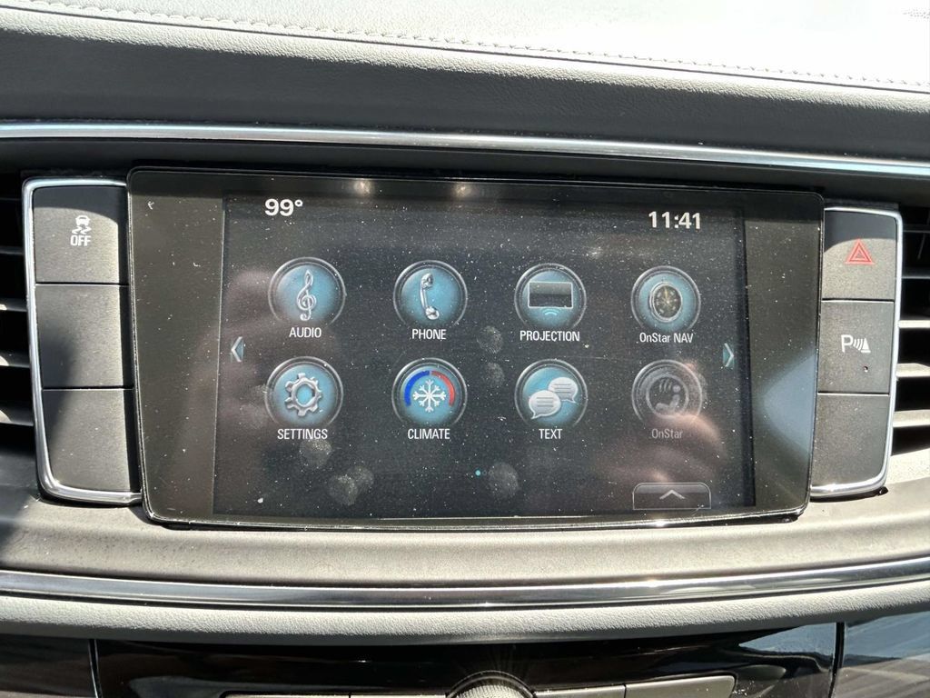 Used 2019 Buick Enclave Essence FWD image 14