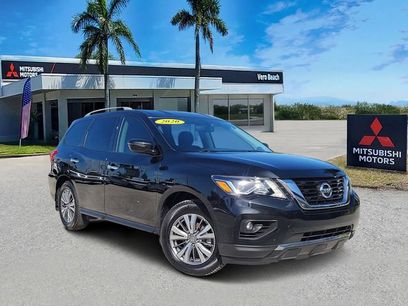 Used 2020 Nissan Pathfinder SV