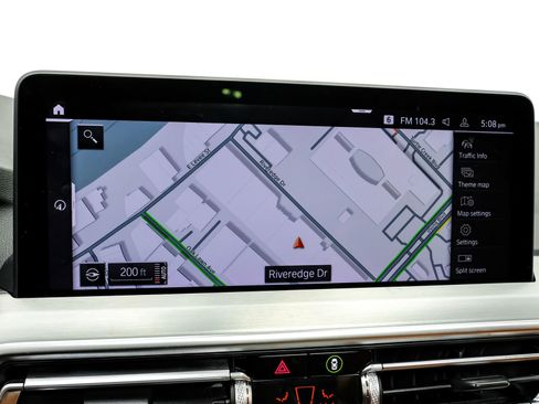 Used 2025 BMW X4 xDrive30i image 26