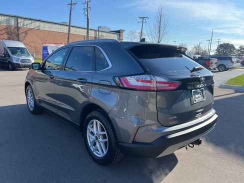 Used 2023 Ford Edge SEL w/ Convenience Package image 7