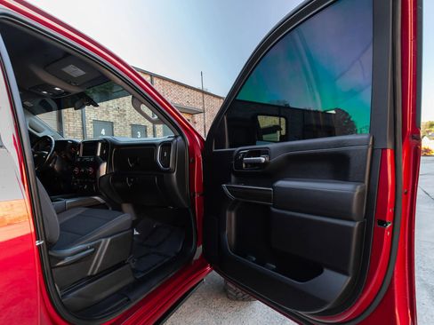 Used 2020 Chevrolet Silverado 2500 LT w/ Texas Edition image 29