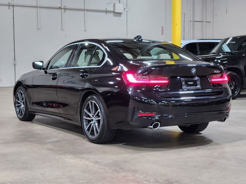 Used 2022 BMW 330i Sedan w/ Driving Assistance Package image 12