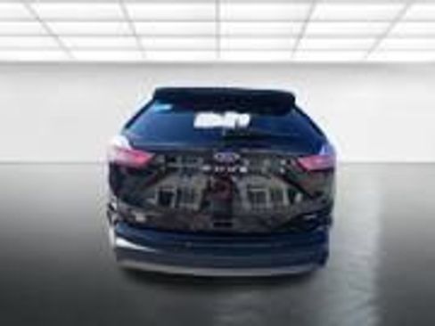 Used 2022 Ford Edge SEL w/ Convenience Package image 11