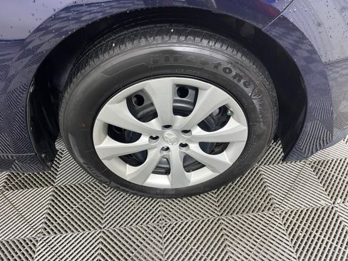 Certified 2024 Toyota Corolla LE image 28