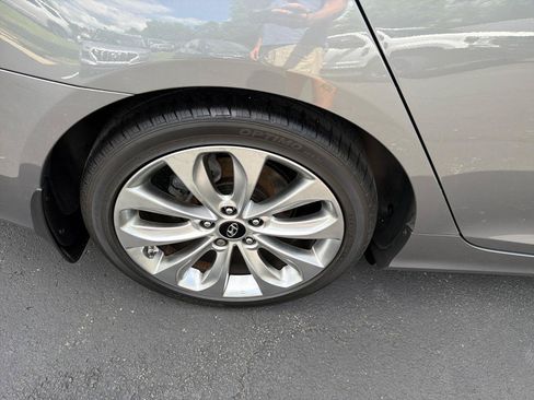 Used 2013 Hyundai Sonata SE FWD image 11