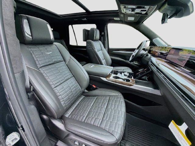 Used 2026 Cadillac Escalade Platinum Sport AWD/4WD image 31
