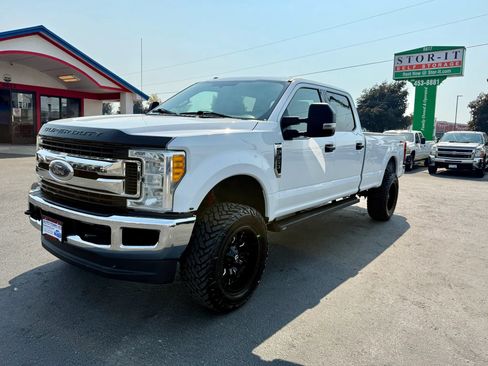 Used 2017 Ford F350 XLT w/ Camper Package AWD/4WD image 1
