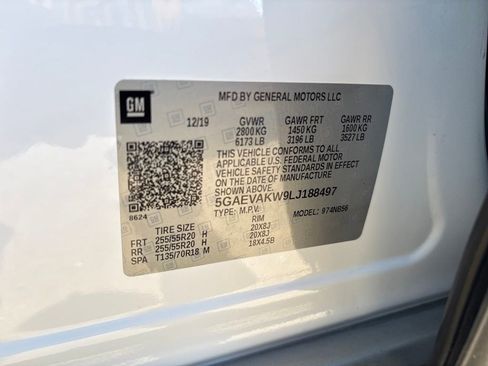 Used 2020 Buick Enclave Essence w/ Sound and Sites Package image 35