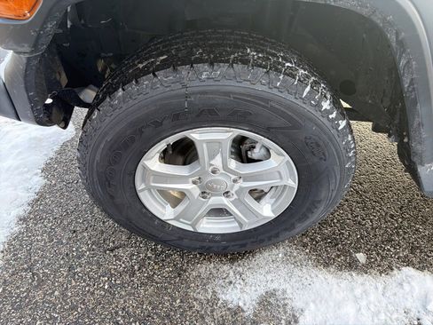 Certified 2021 Jeep Wrangler Unlimited Sport S image 22