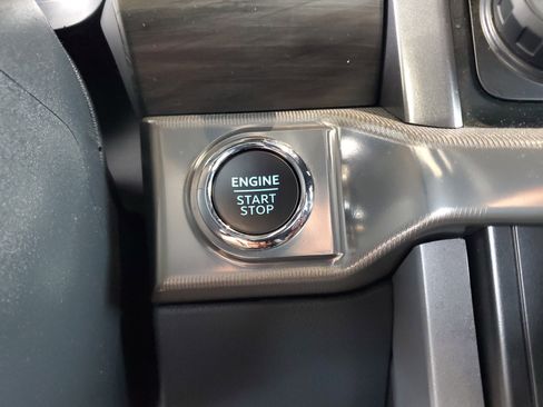 Used 2024 Ford F150 Lariat w/ Bed Utility Package AWD/4WD image 32
