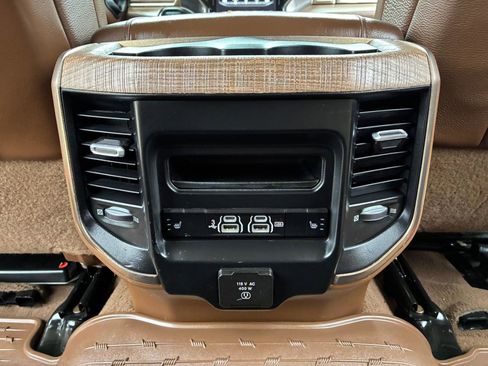 Used 2019 RAM 3500 Limited AWD/4WD image 33