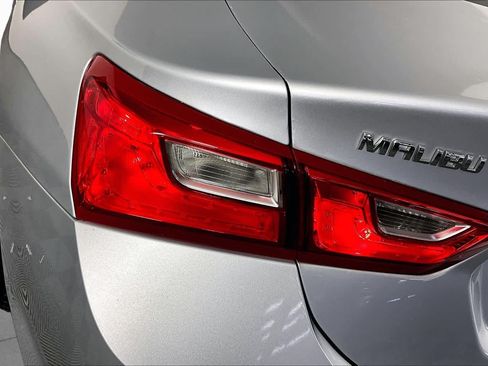 Used 2016 Chevrolet Malibu LT FWD image 24