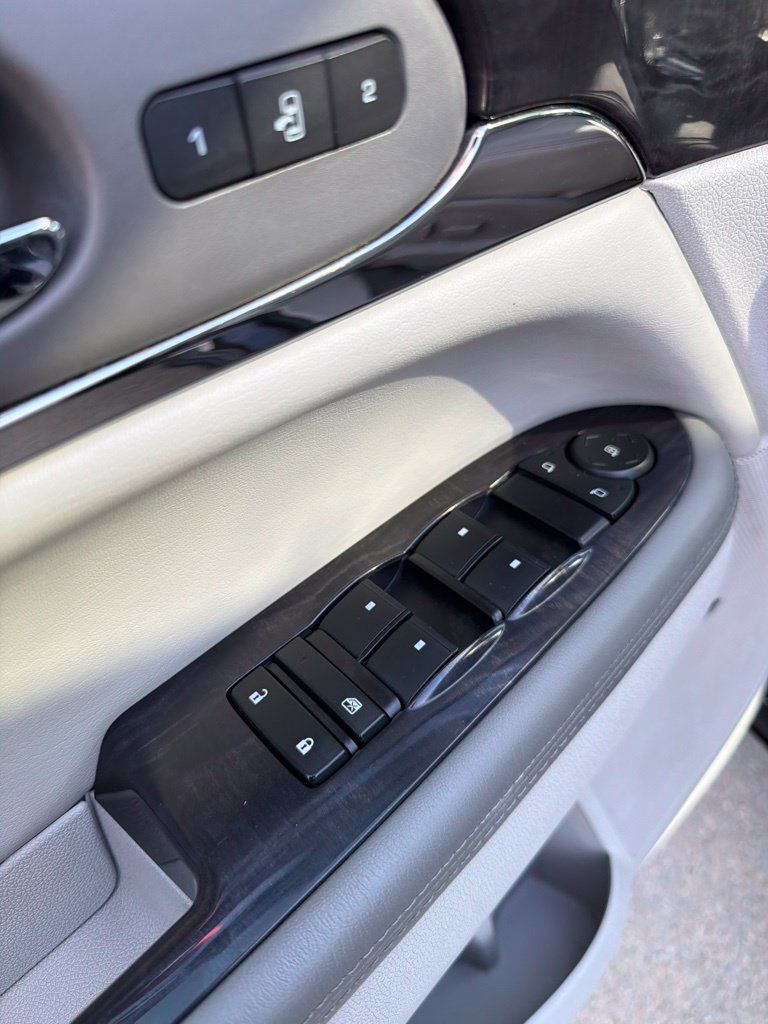 Used 2015 Buick Enclave Leather AWD/4WD image 9