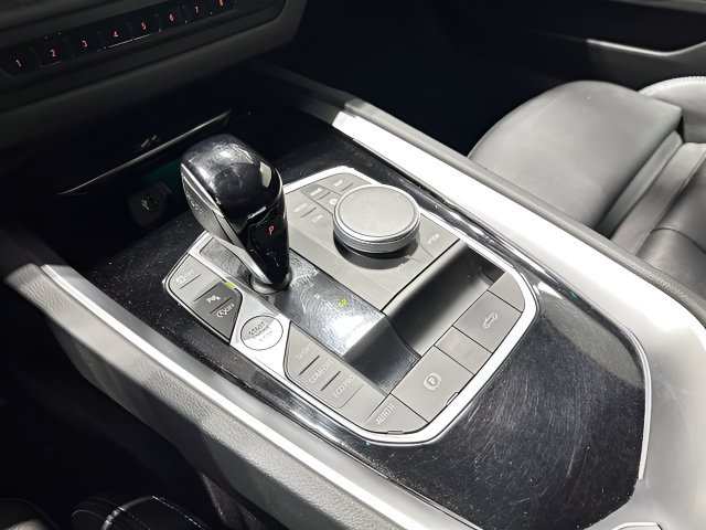 Used 2024 BMW Z4 M40i w/ Premium Package RWD image 27
