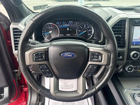 Used 2020 Ford Expedition XLT w/ Equipment Group 202A AWD/4WD image 35
