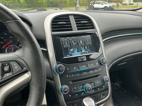 Used 2016 Chevrolet Malibu LTZ FWD image 19