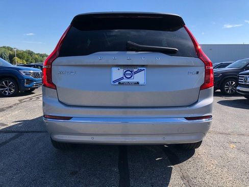 Used 2023 Volvo XC90 B6 Ultimate w/ Protection Package Premier image 5