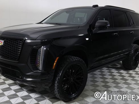 Used 2026 Cadillac Escalade Platinum Sport w/ LPO, Floor Liner Package image 9