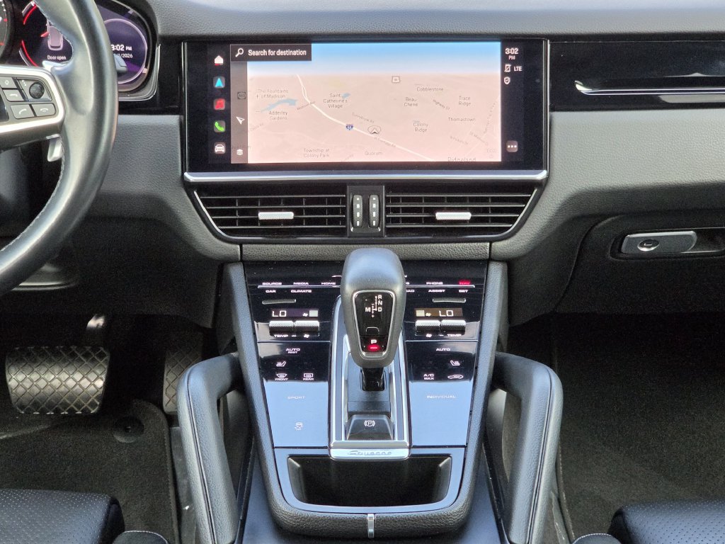 Certified 2022 Porsche Cayenne Platinum Edition AWD/4WD image 14