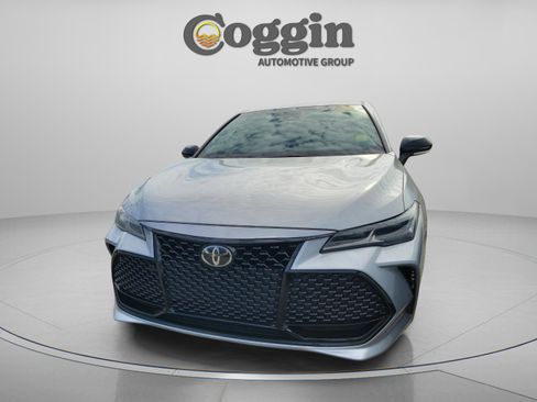 Used 2022 Toyota Avalon Touring image 18