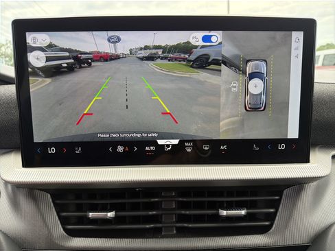 Certified 2025 Ford Explorer ST-Line RWD image 5