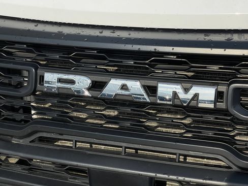 Used 2023 RAM ProMaster 2500 FWD image 34