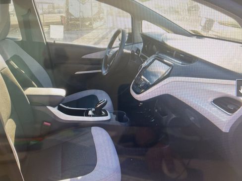 Used 2018 Chevrolet Bolt LT image 6
