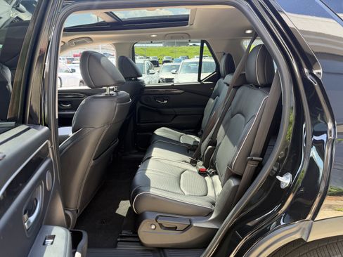 Used 2023 Honda Pilot Elite image 29