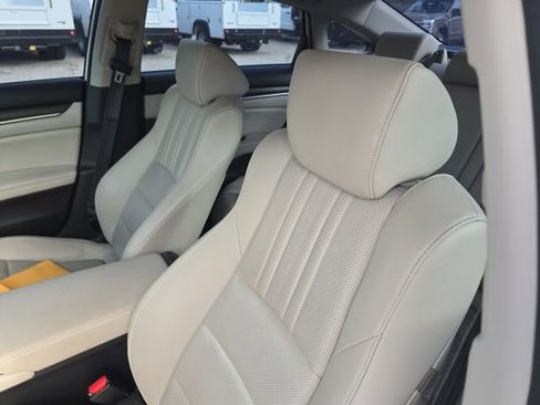 Used 2021 Honda Accord EX-L image 8