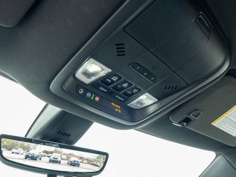 Used 2023 Buick Enclave Essence w/ Experience Buick Package image 30