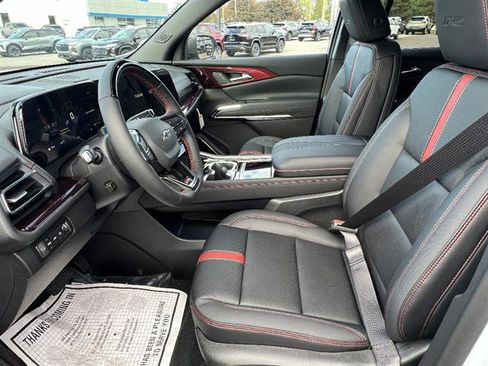 New 2026 Chevrolet Traverse RS w/ LPO, Floor Liner Package image 11
