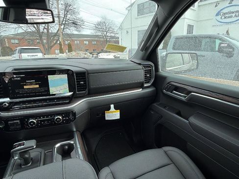 New 2026 GMC Sierra 1500 SLT w/ SLT Premium Plus Package image 30