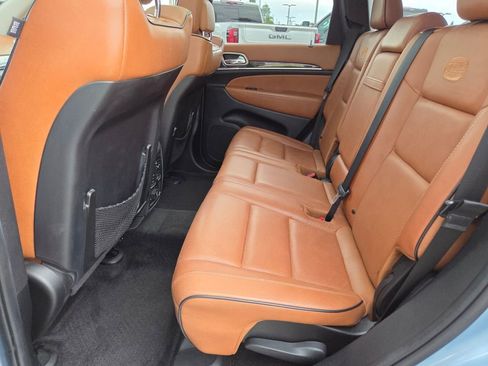 Used 2012 Jeep Grand Cherokee Overland Summit RWD image 18
