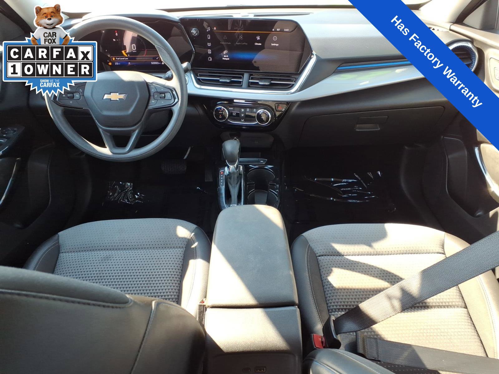 Used 2025 Chevrolet Trax LT FWD image 12
