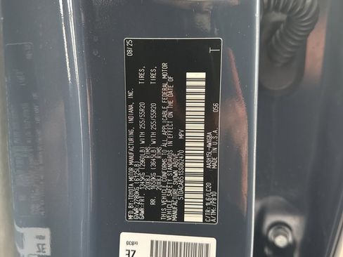 Used 2025 Toyota Grand Highlander AWD Hybrid image 27