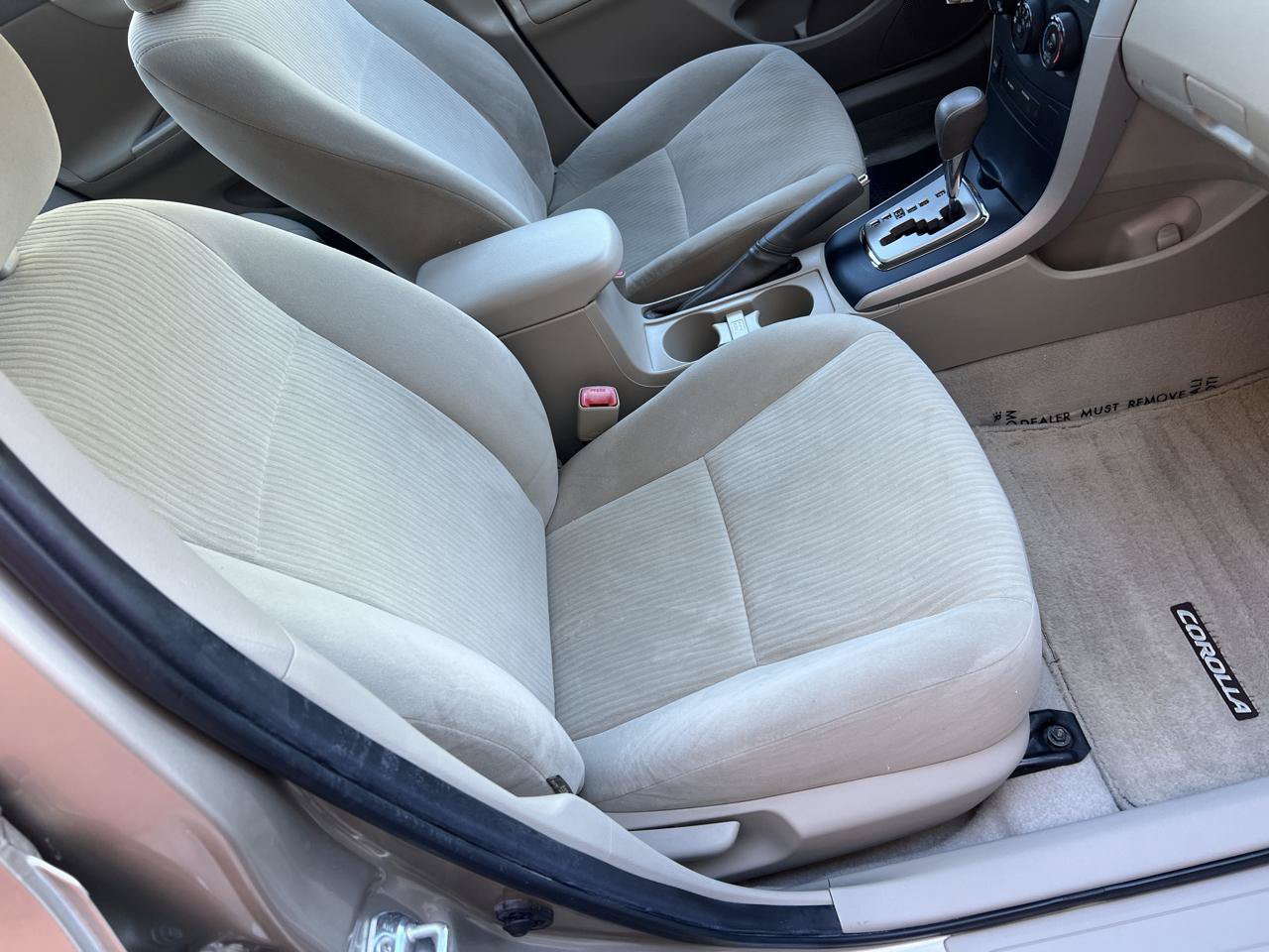 Used 2010 Toyota Corolla LE FWD image 16