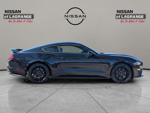 Used 2019 Ford Mustang Premium w/ Ecoboost Performance Package image 7