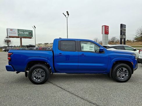 New 2026 Nissan Frontier SV w/ SV Convenience Package image 7